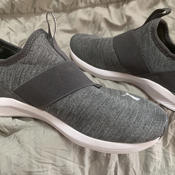 Womens puma prowl slip on sneakers/shoe size 8 EUC - Picture 12 of 12